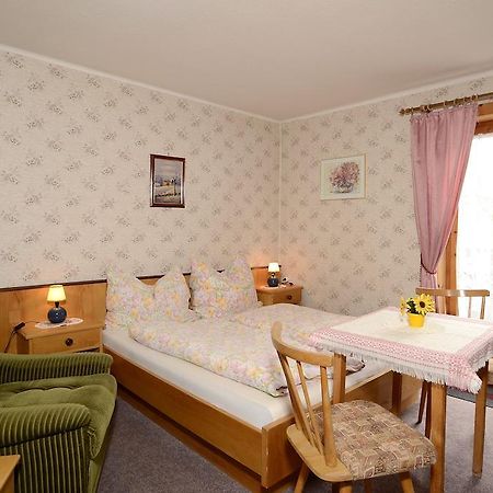 Haus Wieshammer Niedernsill Ruang foto