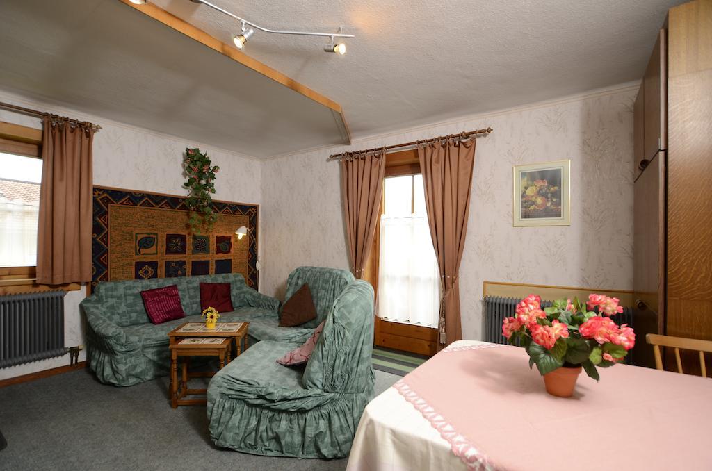 Haus Wieshammer Niedernsill Ruang foto